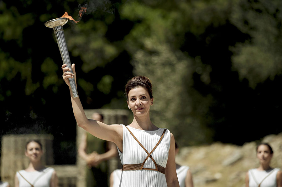 Flame for Rio Olympics lit in ancient Greek ruins