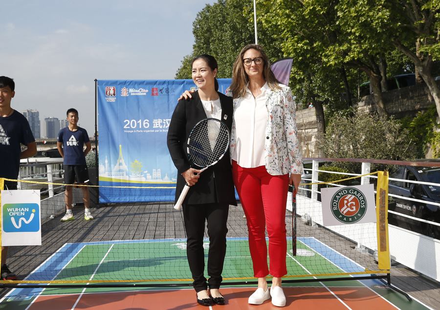 Li Na in French Open tour to promote hometown event