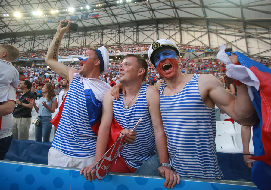 Euro 2016: Fans snapshot