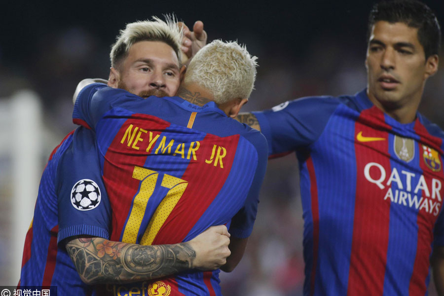 Messi hat-trick as Barca crush Celtic in Champions League debut