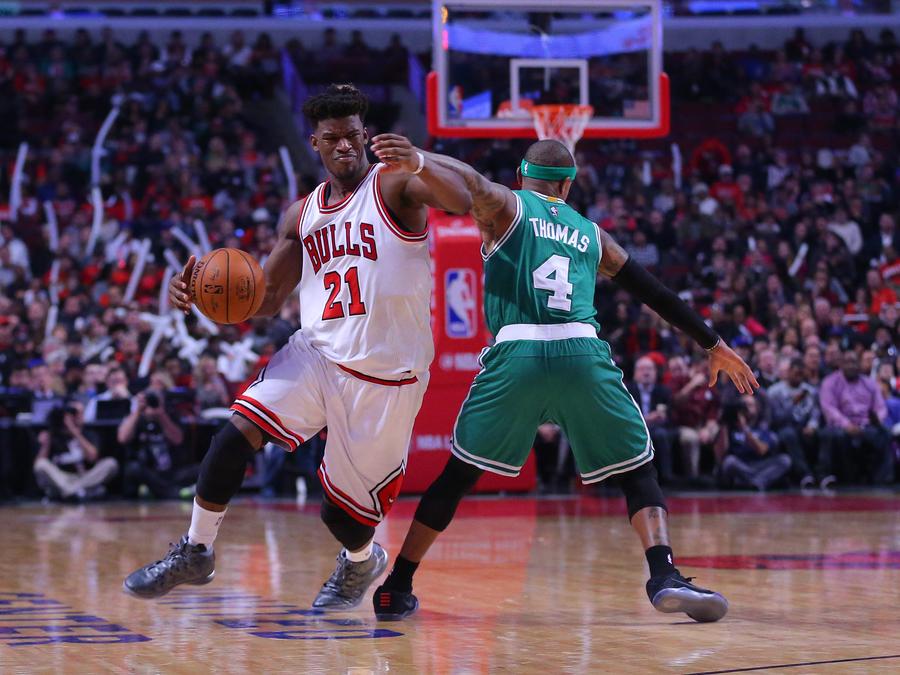 Wade leads Bulls past Celtics 105-99