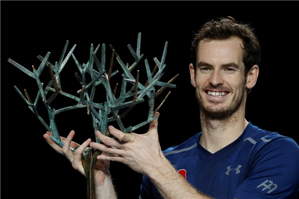 Without playing a point, Murray seals No 1 spot