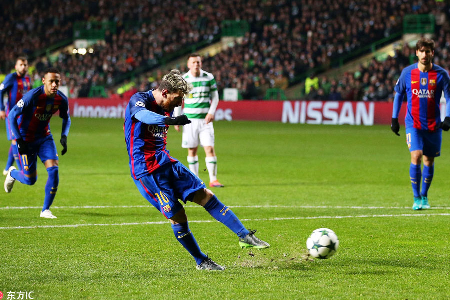 Messi double guides Barcelona to 2-0 win at Celtic