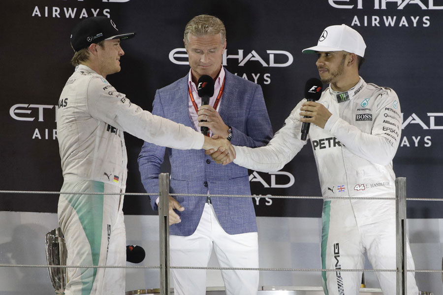 Nico Rosberg scoops award after announcing retirement