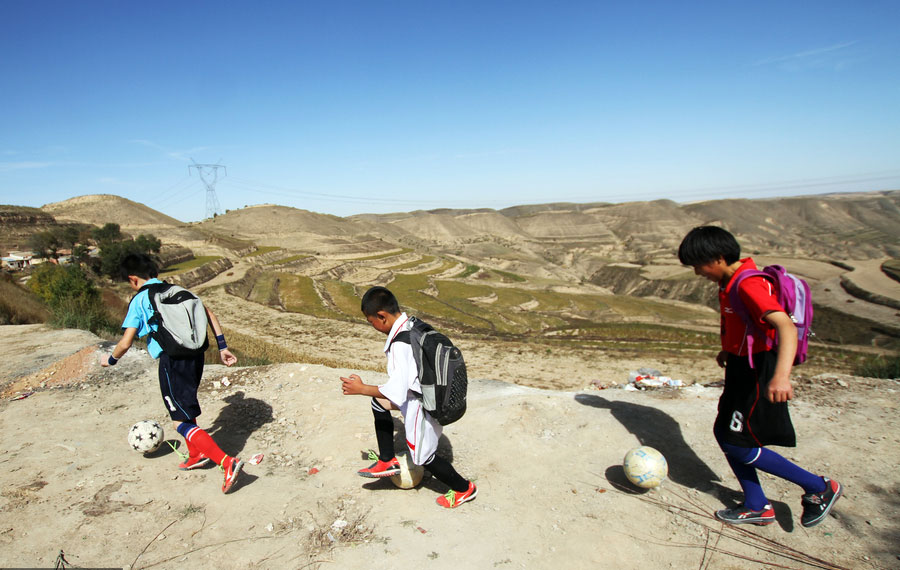 Kids from Gansu to get soccer training by Arsenal in UK