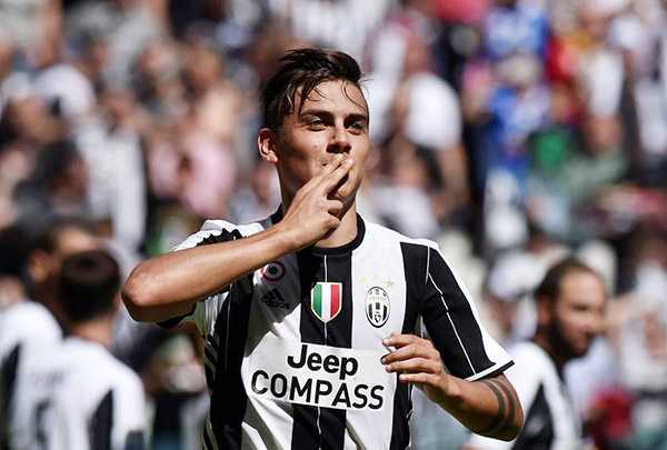 Juventus star Dybala phones Chinese boy hurt in Turin stampede