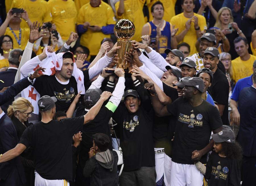 Warriors beat Cavaliers to clinch NBA title