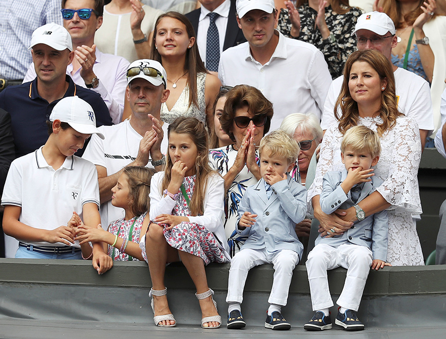 Federer gets record 8th Wimbledon title and 19th grand slam trophy