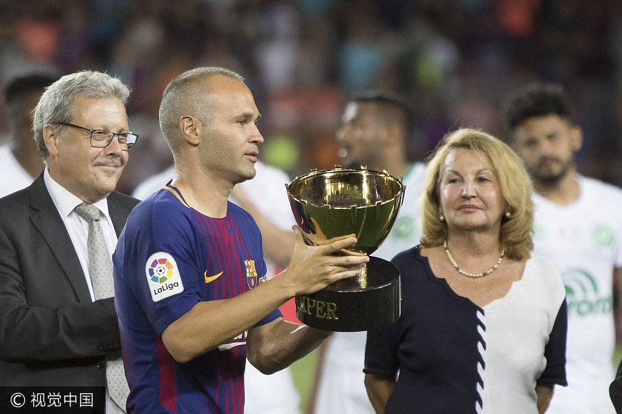 Barcelona pay tribute to Chapecoense