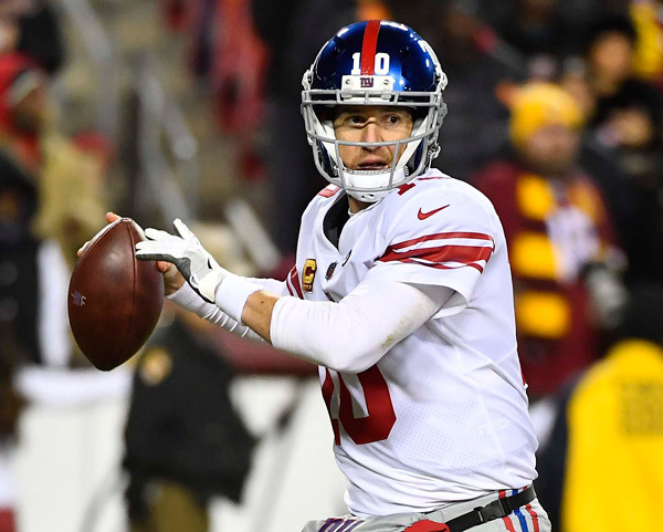Emotional Eli benched as Giants go with Geno