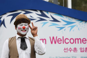 Sea lion in Seoul cheers for the home team