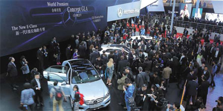 Mercedes-Benz premieres new E-Class at Auto Shanghai
