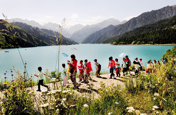 Xinjiang tourism booms