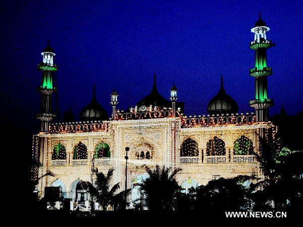 Muslims mark Shab-e-Barat Festival in S Pakistan's Karachi