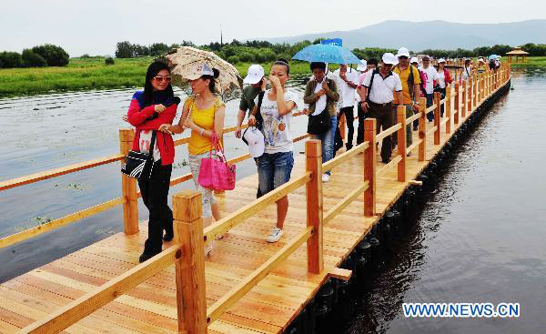 Sino-Russian border island opens to Chinese tourists