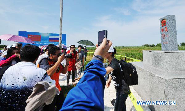 Sino-Russian border island opens to Chinese tourists