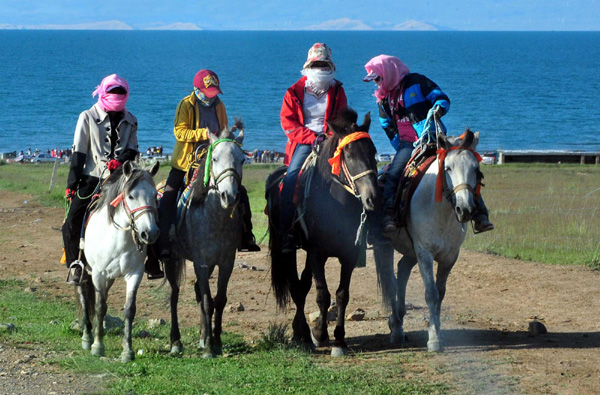 Romancing in Qinghai Lake