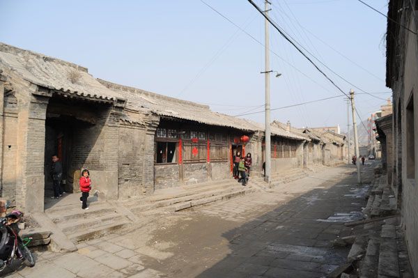 Road of History--Main Street of Mizhi Old Town