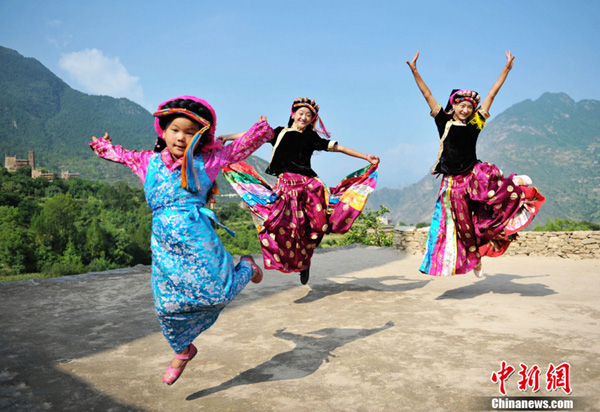 'Beauty Village' in Sichuan