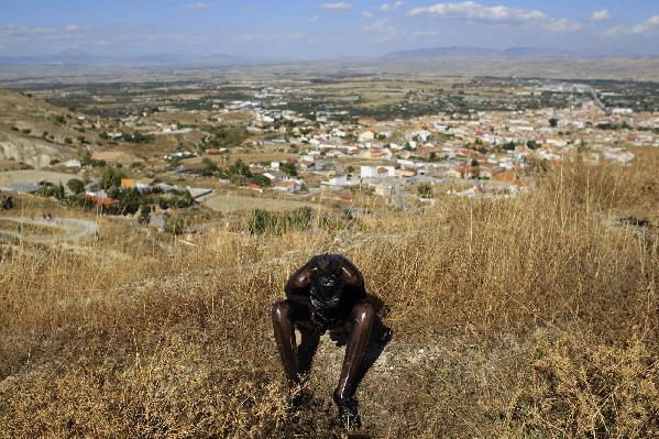 Get dirty at 'Cascamorras'