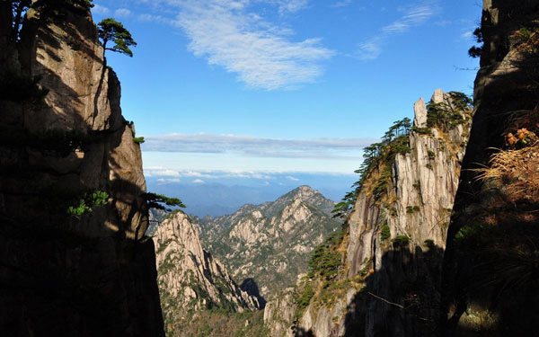 Head in the clouds at Huangshan Mountain