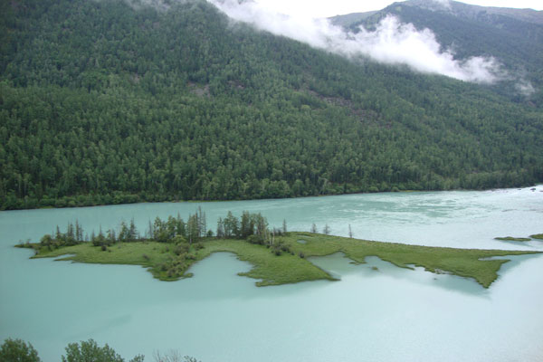 Kanas Lake, A Gem Set in Xinjiang's Mountains