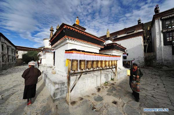 Tashilunpo Monastery in Tibet