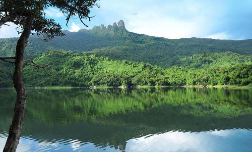 Hainan BaoTing QiXian Ridge Hot Springs