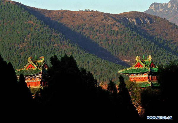 Gorgeous autumn scenery of Shaolin Temple