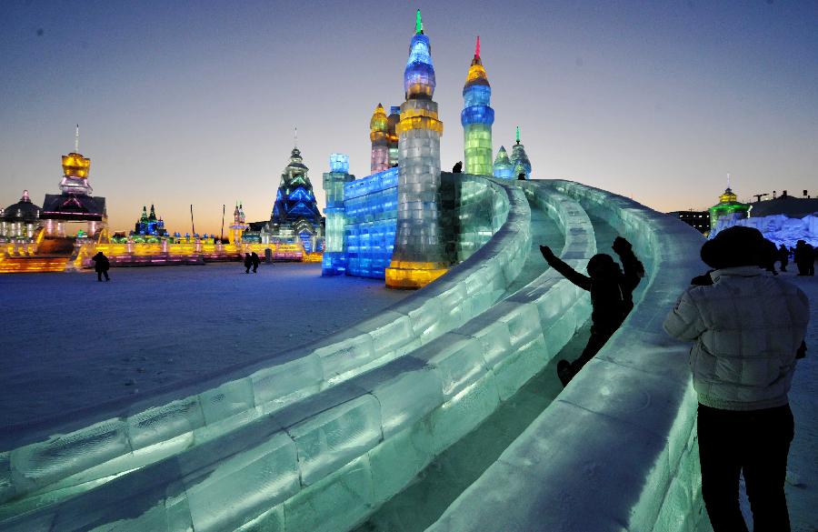 Stunning Photos from the 29th Harbin International Ice and Snow Festival in Harbin