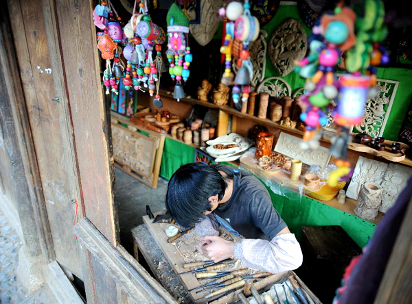 Tourists visit Shaxi town