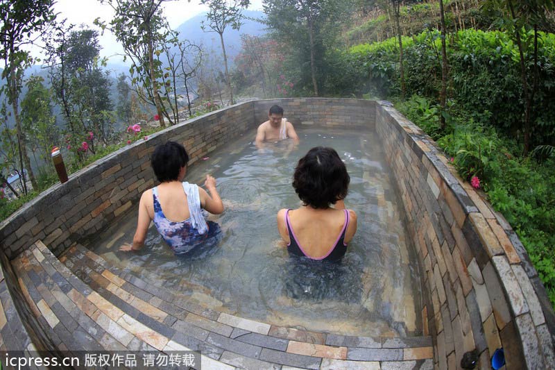 Top 10 hot springs in China