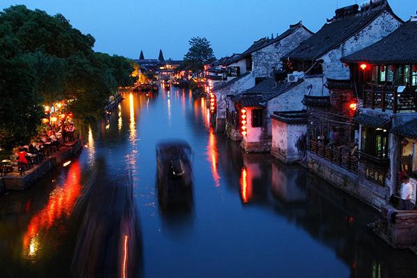 Top 5 China's ancient towns