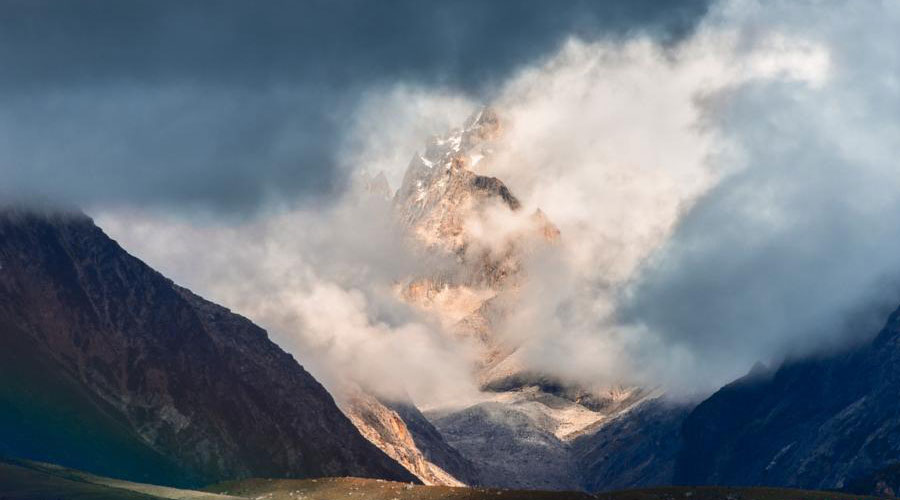 Picturesque Ganzi through lens