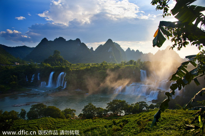 China's top 10 waterfalls