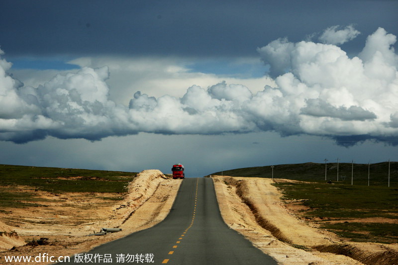 Top 10 routes for a road trip in China