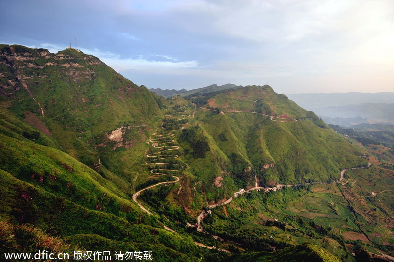 Top 10 routes for a road trip in China