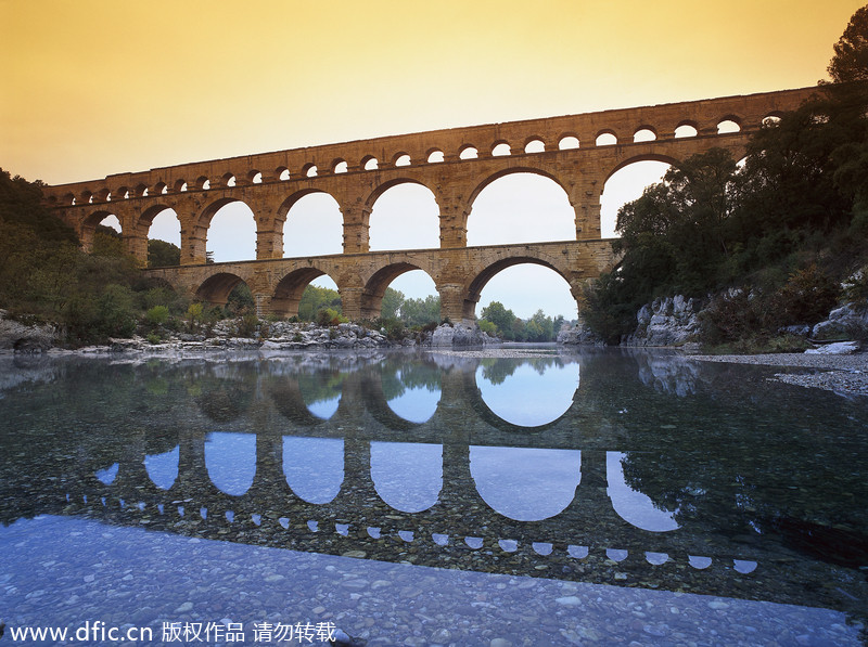 Top 10 most beautiful bridges around the world