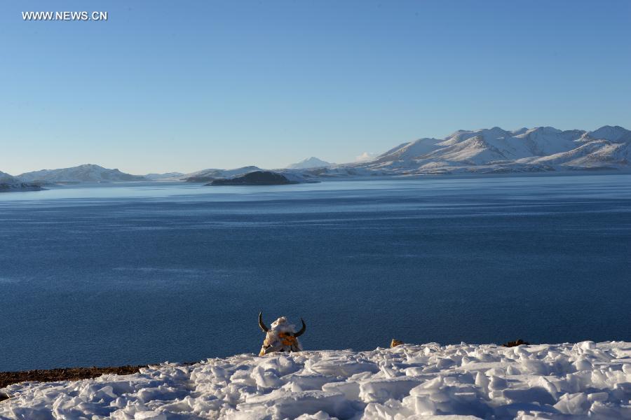 Scenery of lake Rakshastal in Tibet