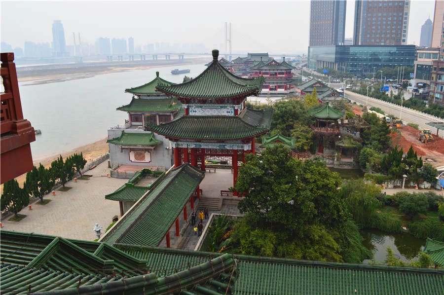 Splendid Tengwang Pavilion of Jiangxi province