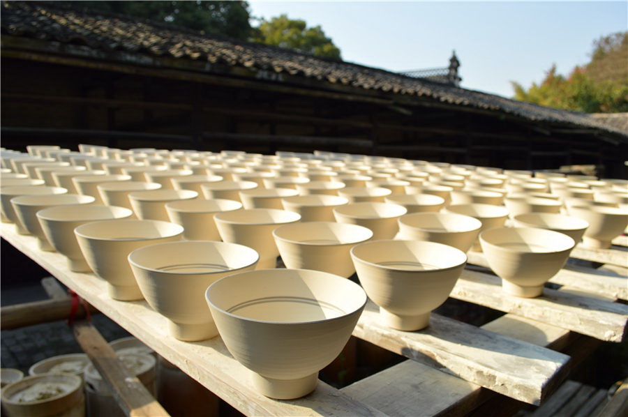 Peeking into the world’s oldest porcelain production line