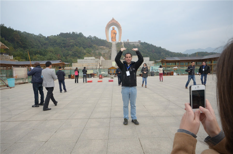 World's tallest Buddha statue in Donglin Temple