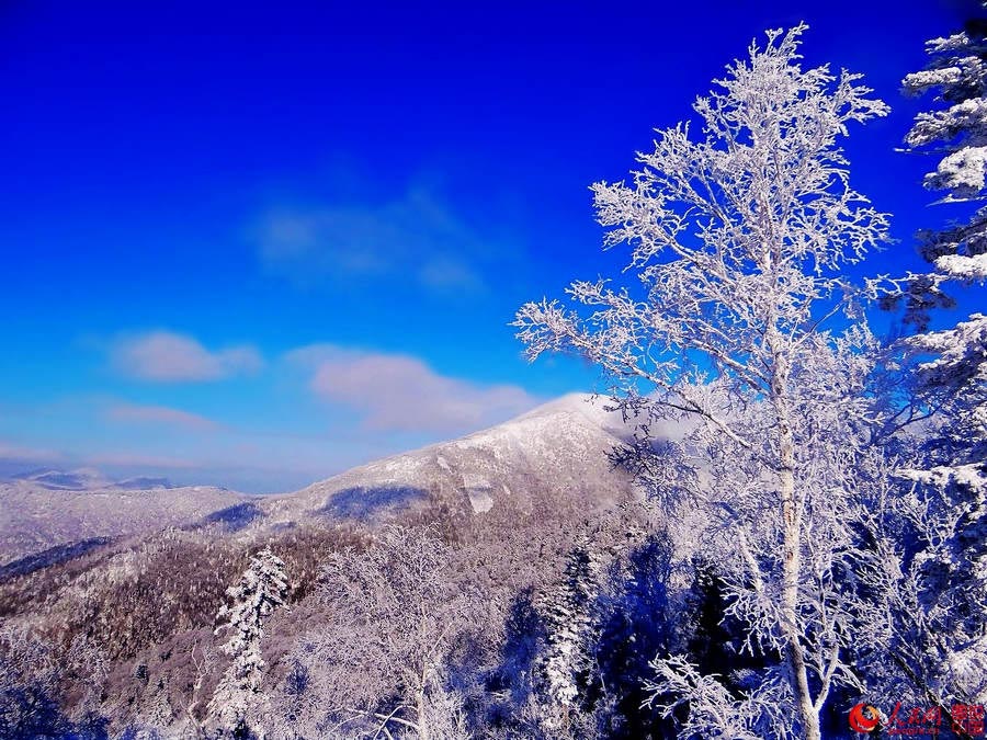 Snow-covered Erlanghe in Heilongjiang