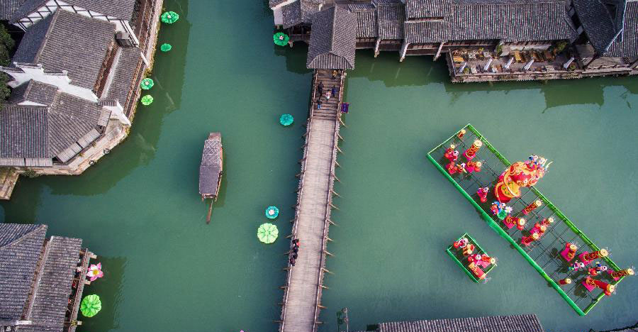 Traditional lanterns set to celebrate coming Chinese New Year