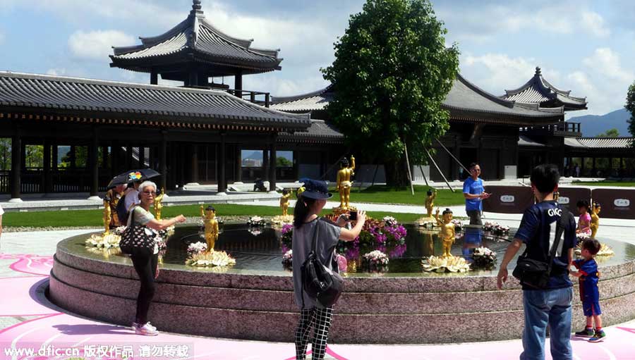 Ci Shan temple funded by Li Ka-shing opens