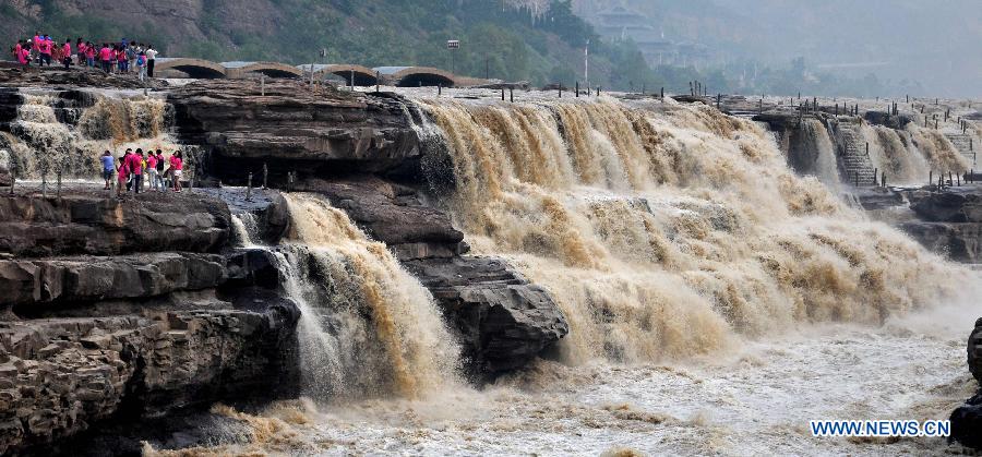 Stunning scenery of Hukou Waterfall