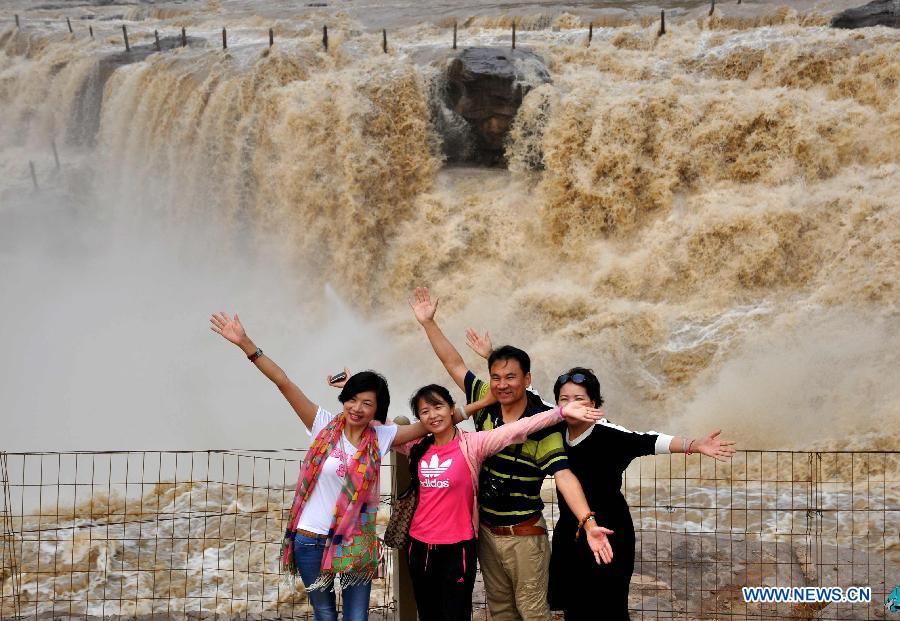 Stunning scenery of Hukou Waterfall