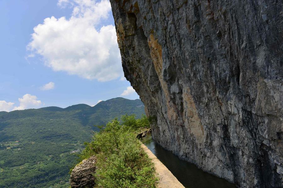 Mountainside 'sky canal' on the cliff