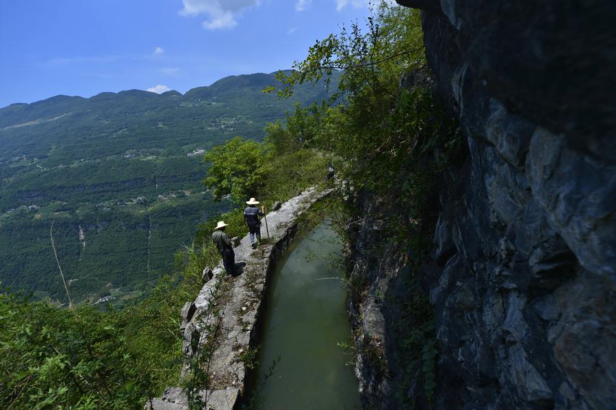 Mountainside 'sky canal' on the cliff