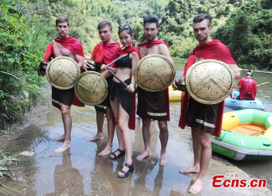 Scenic spot hires Spartans for publicity stunt